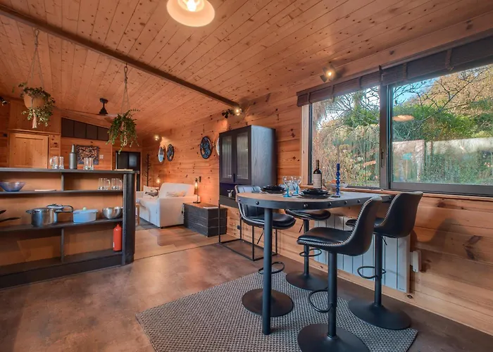 Insolite Carpe Diem * La Haie-Traversaine